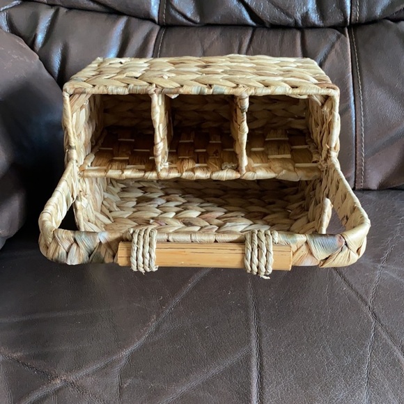 Vintage raffia utensil caddy - Picture 2 of 5